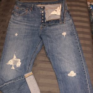 Levis 501 straight leg jeans